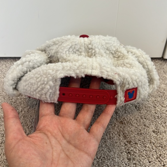 Disney Sherpa Cap Size XS/S (3-6) - Picture 4 of 6
